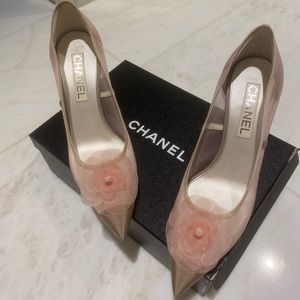 New Never Worn Chanel Heels Pink Nude Size 41